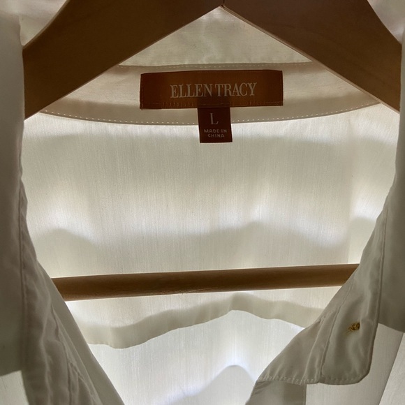 Ellen Tracey white blouse SZ L - pleated back - Picture 3 of 3